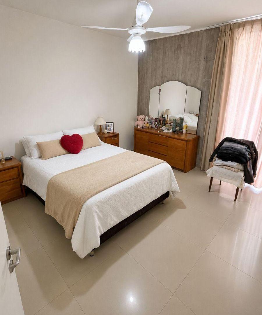Foto de Inmobiliaria Leal Alquila Casa en El Barrio Solares de Maipu, imagen 2