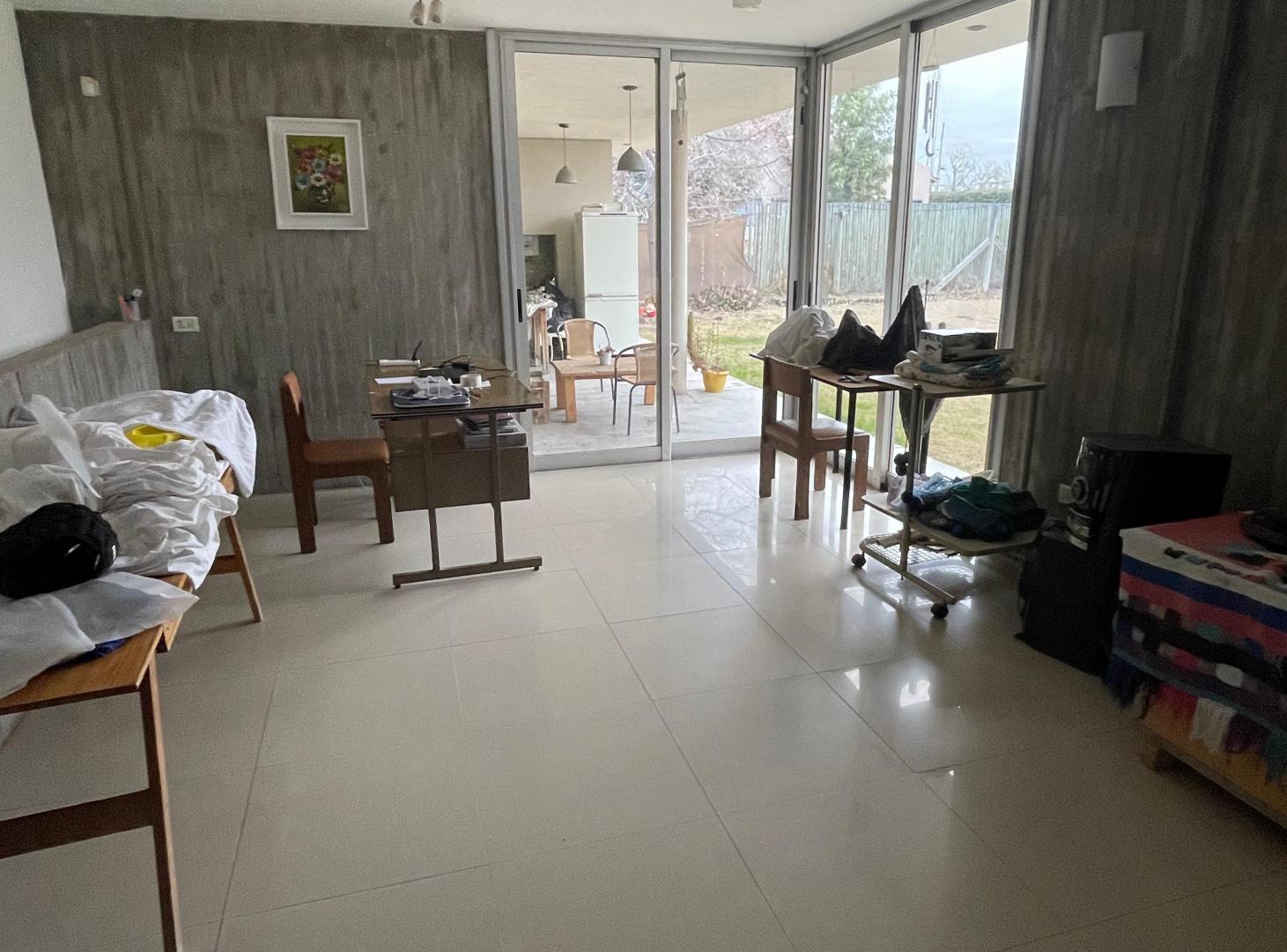 Foto de Inmobiliaria Leal Alquila Casa en El Barrio Solares de Maipu, imagen 1