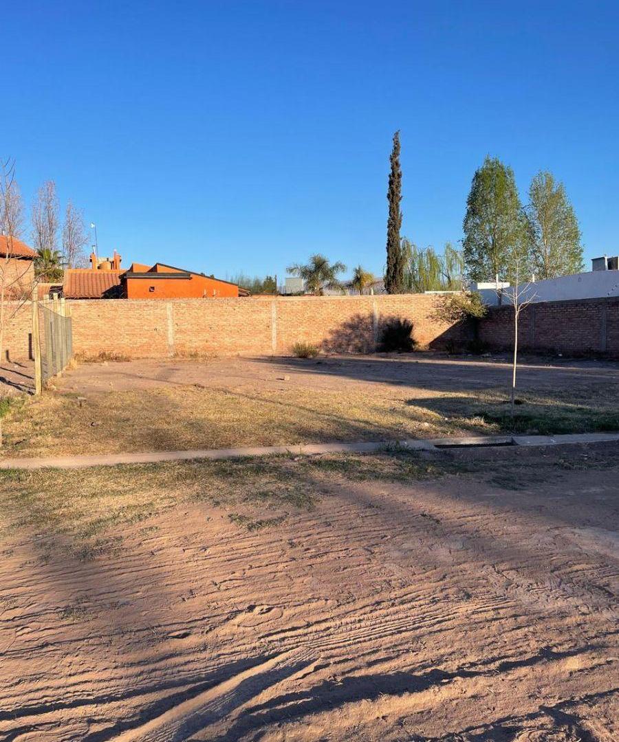 Foto de LOTE EN VENTA .- BARRIO DON EMILIO, imagen 1
