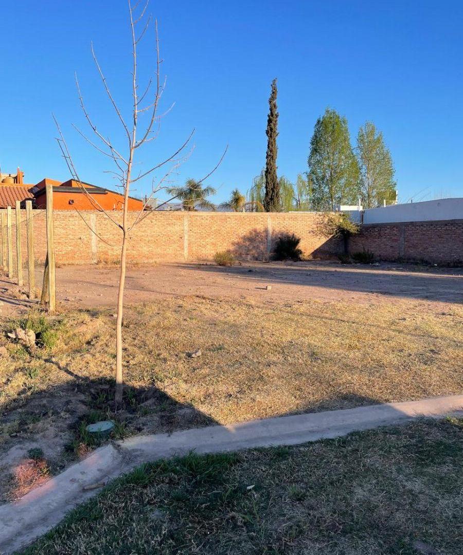 Foto de LOTE EN VENTA .- BARRIO DON EMILIO, imagen 2