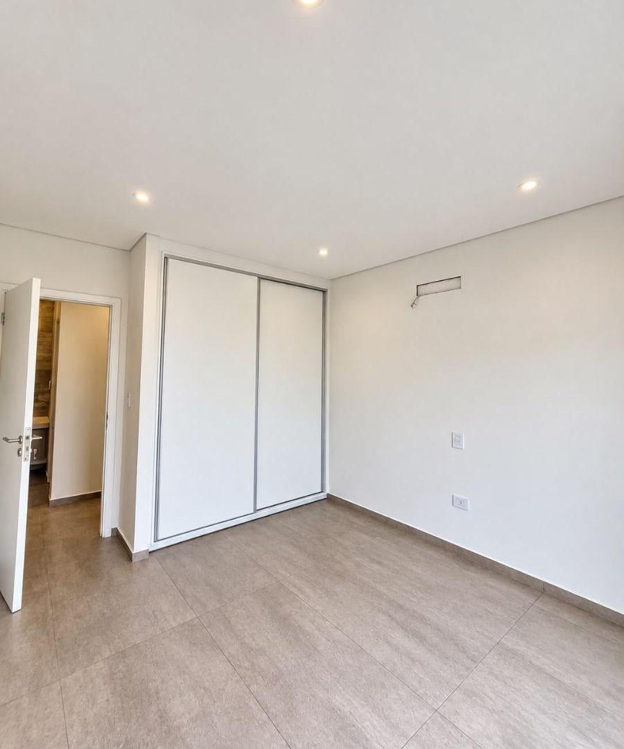 Foto de CASA EN VENTA A ESTRENA - BARRIO MILCAYAC, imagen 5