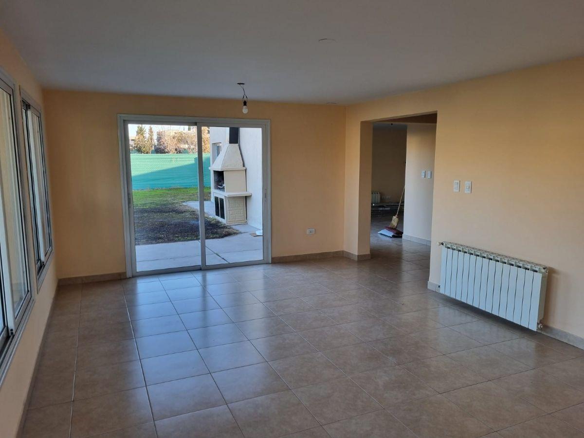 Foto de CASA 3 DORMITORIOS B° PRIVADO "EL MARQUESADO", imagen 2