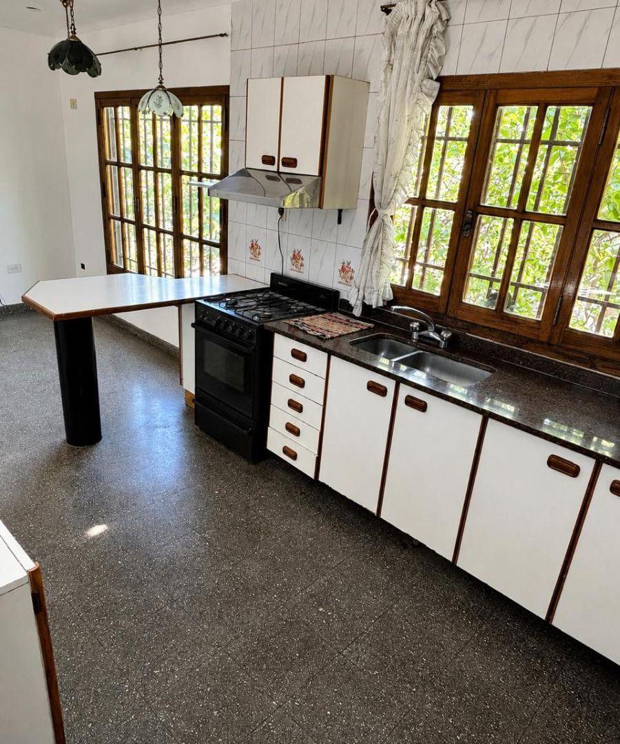 Foto de INMOBILIARIA LEAL VENDE HERMOSO DEPARTAMENTO EN GODOY CRUZ, imagen 1