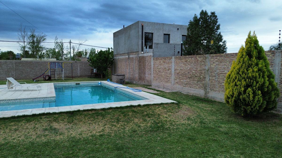 Foto de Alquiler de Salon Para Eventos - Guaymallen, imagen 2