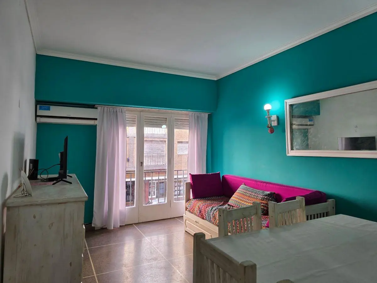 CORRIENTES Y MORENO - DTO. 2 AMBIENTES CON DEPENDENCIA - COMPRA VENTA MAR DEL PLATA 2