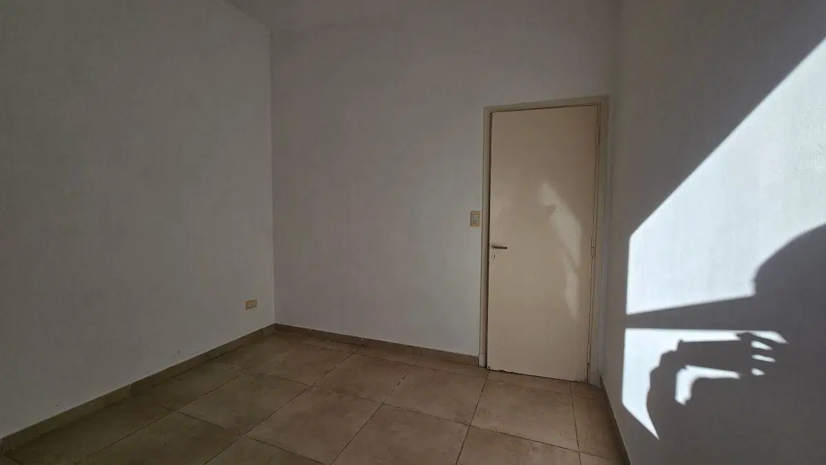 SANTIAGO DEL ESTERO Y SAAVEDRA - PH 2 AMBIENTES CON PATIO - COMPRA VENTA MAR DEL PLATA 2