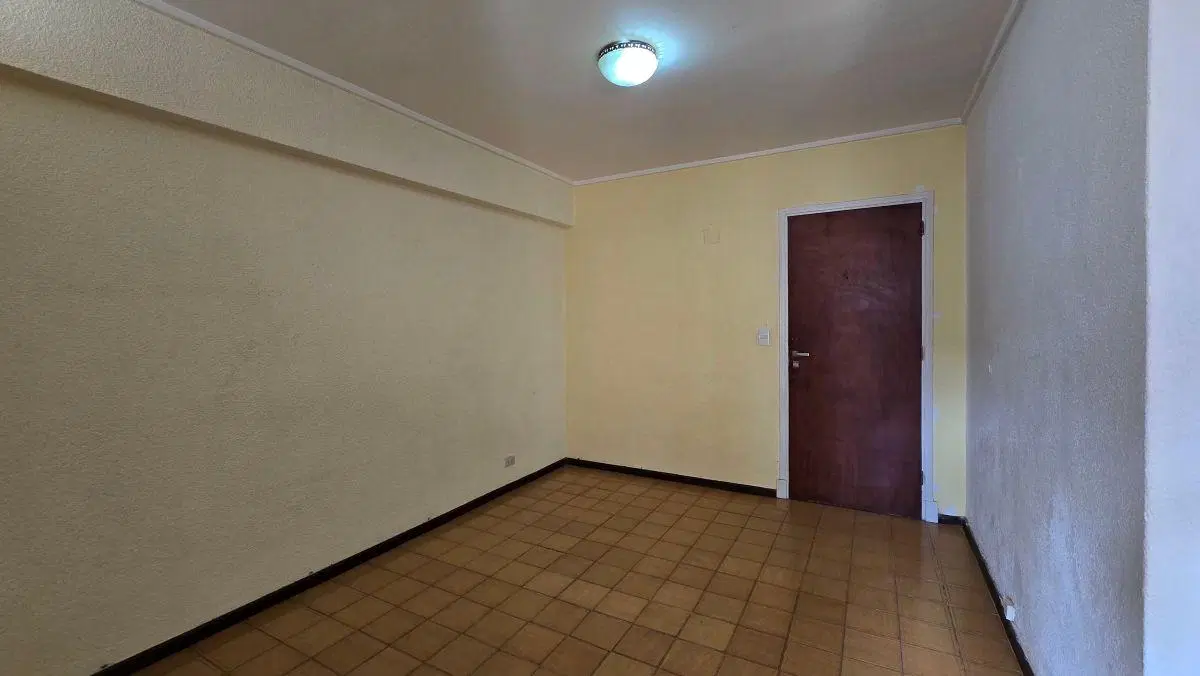 LA RIOJA Y 3 DE FEBRERO - DTO. 1 AMBIENTE DIVIDIDO CONTRAFRENTE - COMPRA VENTA MAR DEL PLATA 5