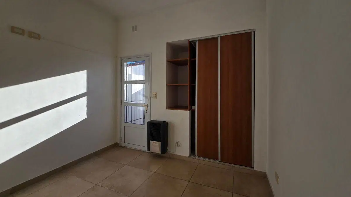 SANTIAGO DEL ESTERO Y SAAVEDRA - PH 2 AMBIENTES - ALQUILER 24 MESES MAR DEL PLATA 5