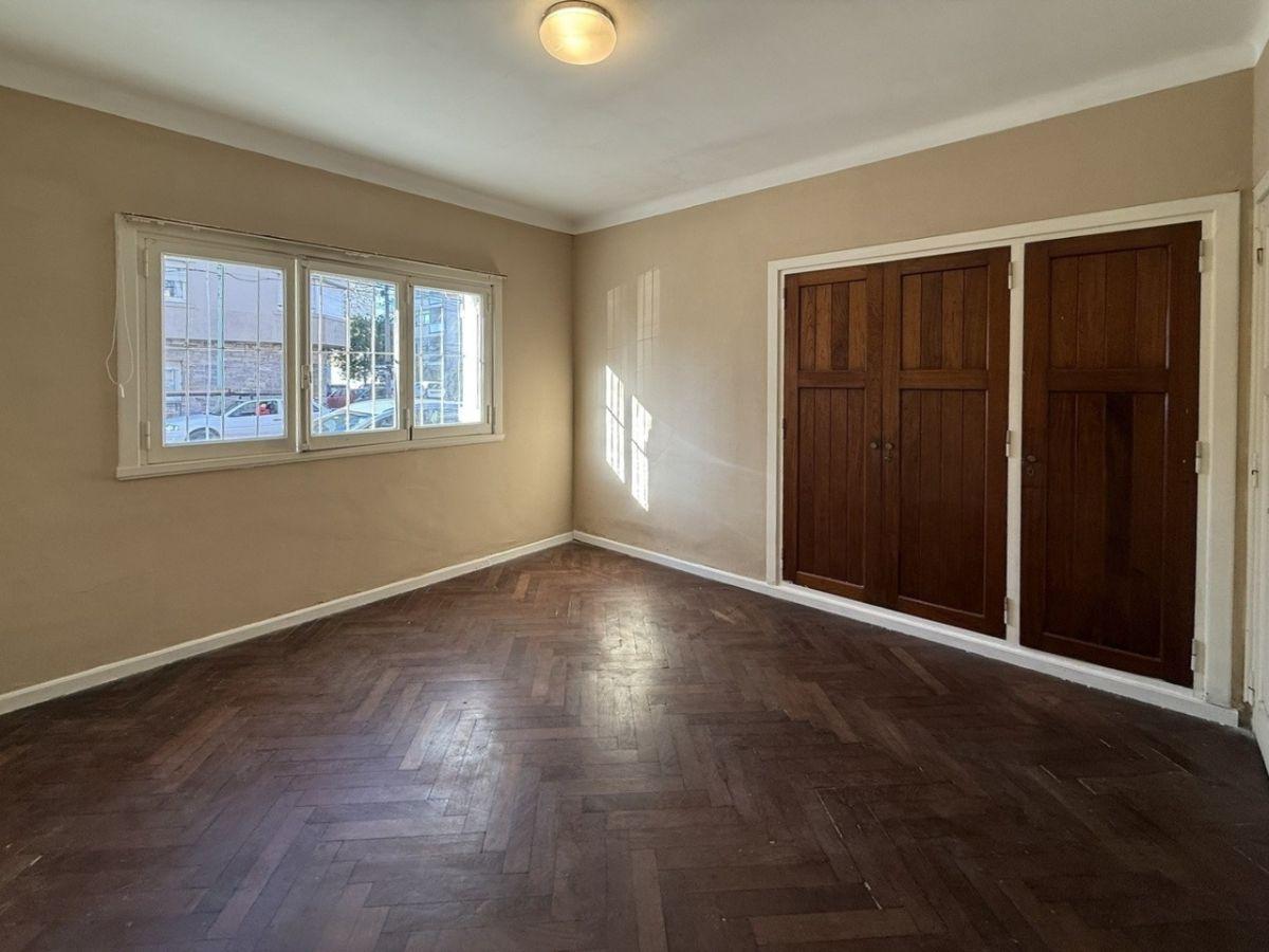 Foto de CATAMARCA esq. CASTELLI - CHALET USO PROFESIONAL (unicamente), imagen 3