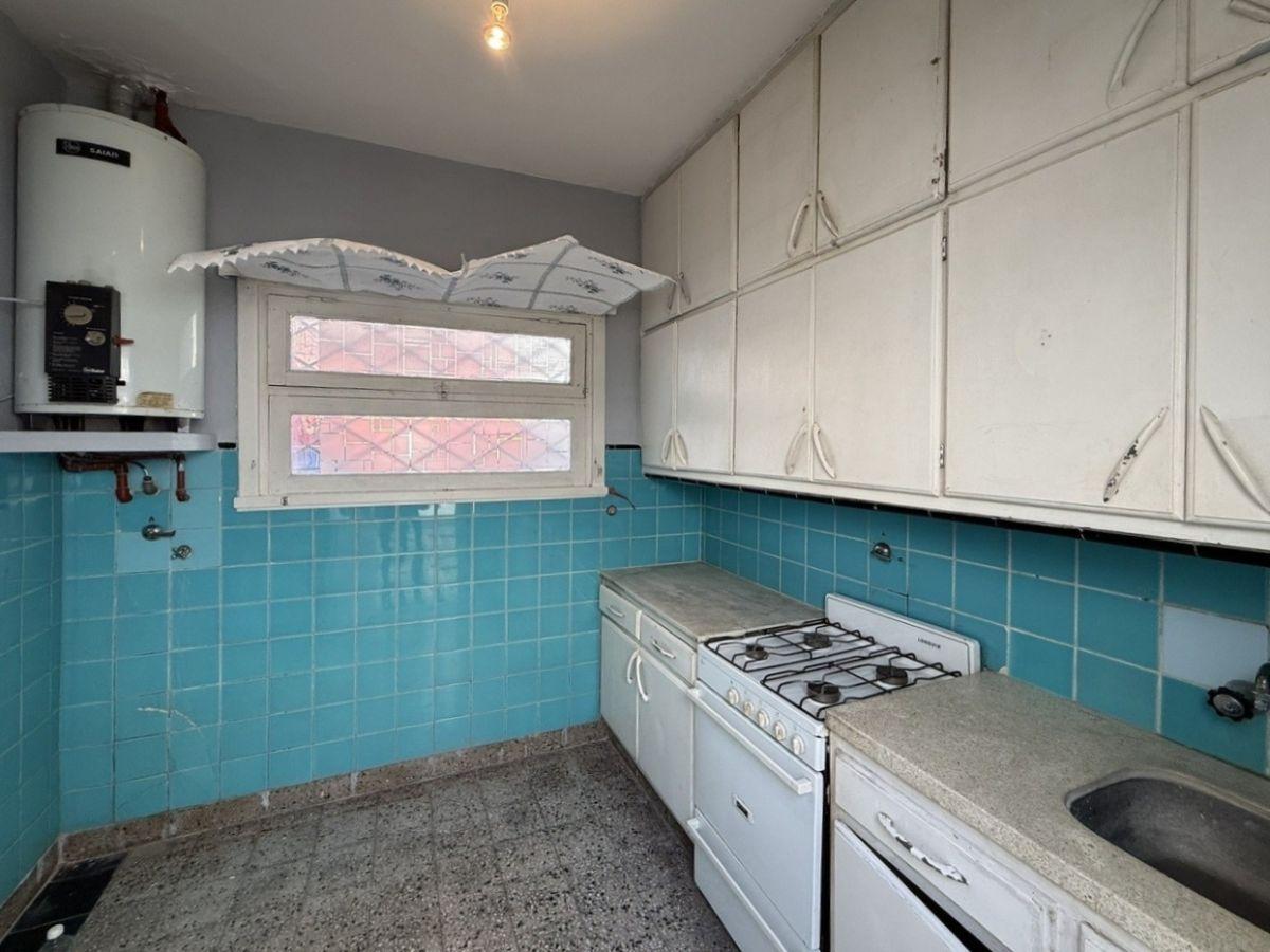 Foto de CATAMARCA esq. CASTELLI - CHALET USO PROFESIONAL (unicamente), imagen 4