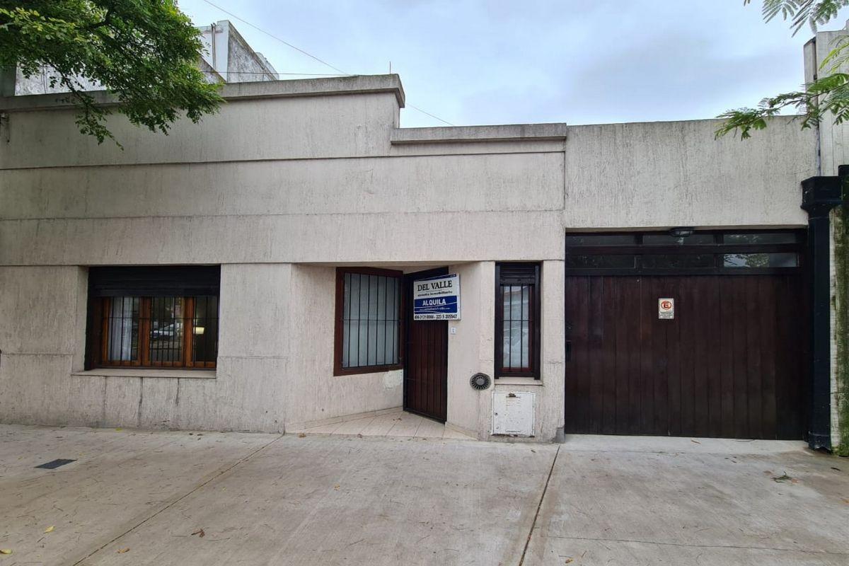 Foto de LAPRIDA Y AV. INDEPENDENCIA - CASA DOS AMBIENTES CON ESCRITORIO, imagen 5