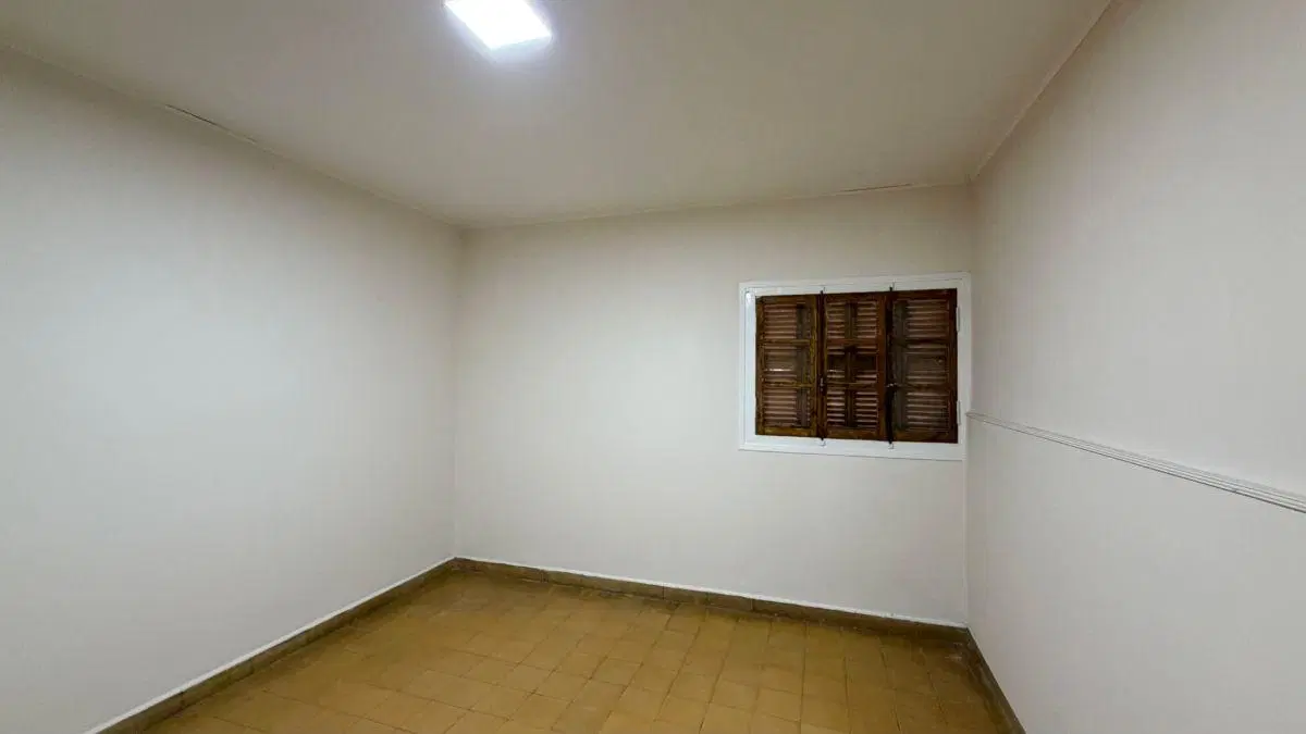 ACL PROPIEDADES - Alquila casa solo destino comercial 3