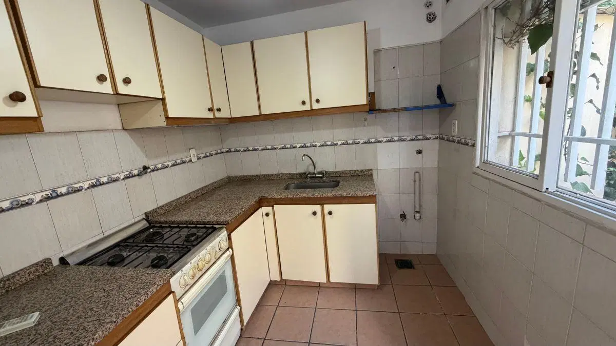 ACL PROPIEDADES - ALQUILA DPTO “2 DORMITORIOS” - ubicado en Planta Baja sobre calle Laprida en Sexta 4