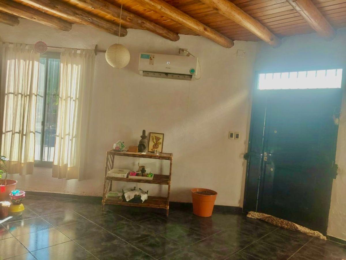 Foto de ACL PROPIEDADES VENDE CASA - En la ciudad de Mendoza Capital, imagen 4