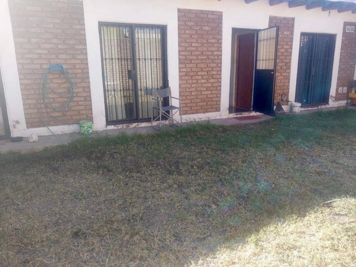 Foto de ACL PROPIEDADES VENDE CASA - En la ciudad de Mendoza Capital, imagen 1