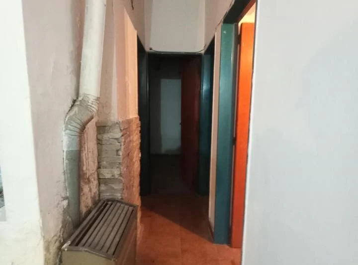 Casa ubicada en calle Rio Negro, Cipolletti. 4