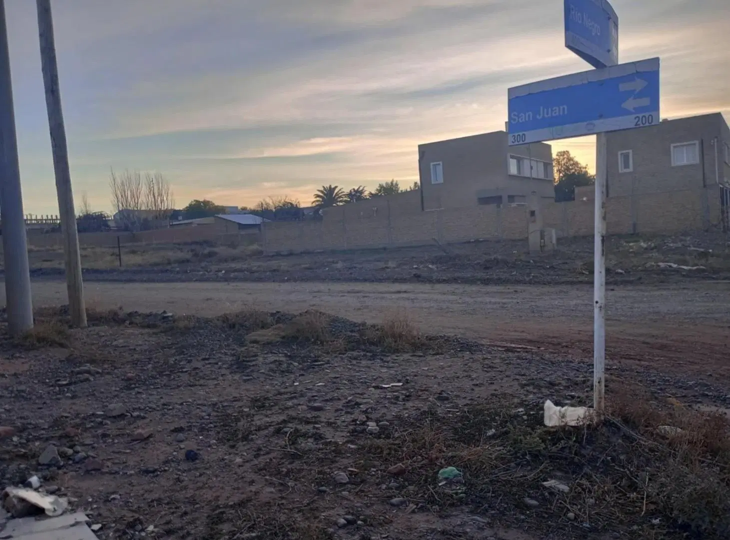 Terreno en Centenario, zona comercial 5