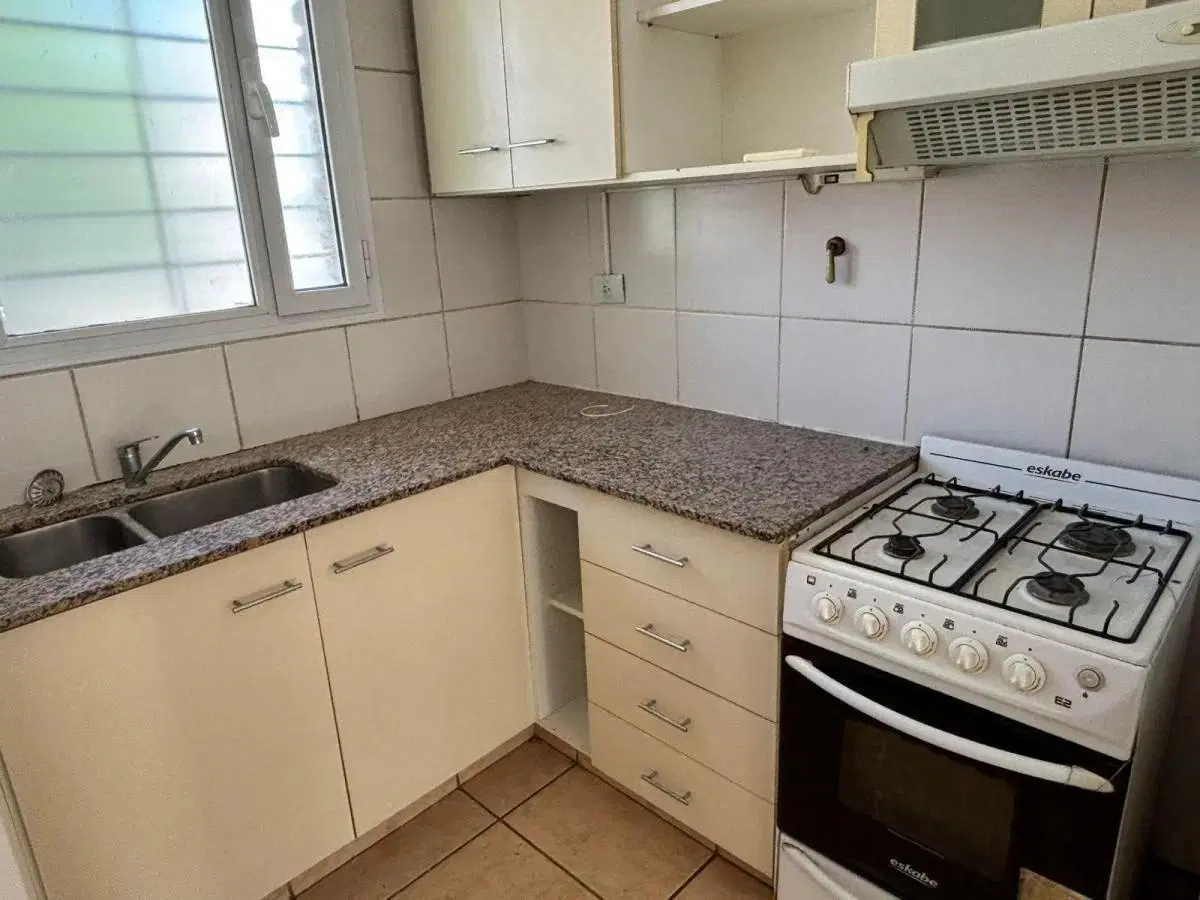 DUPLEX EN VENTA CENTENARIO 2