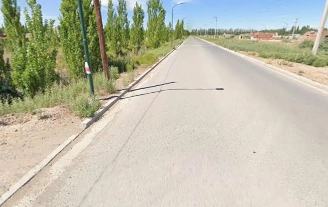 CHACRA DE 5 HA EN VENTA EN FERNANDEZ ORO, RIO NEGRO 4