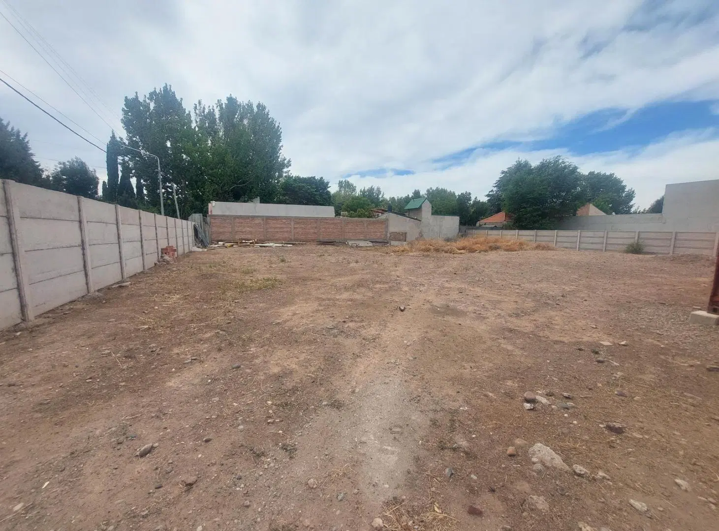 TERRENO EN JARDINES DEL REY NEUQUÉN 8
