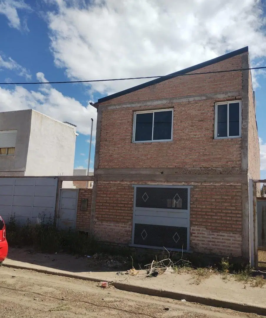 Casa en Barrio Las Calandrias 3