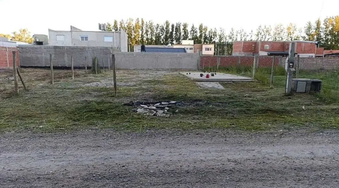 TERRENO EN VENTA EN LOTEO LOBRECICH CENTENARIO 3