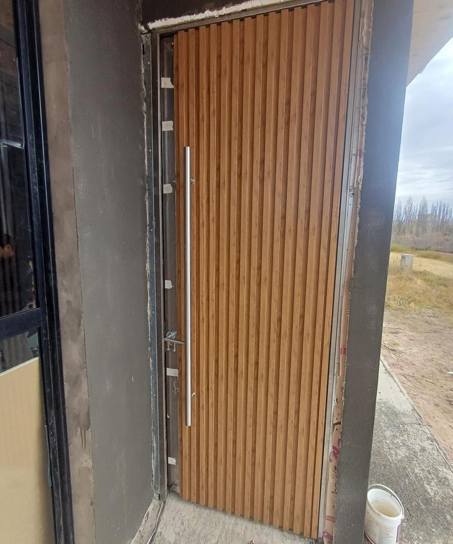 Foto de Casa en Venta en barrio Gardenia - Neuquen, imagen 5