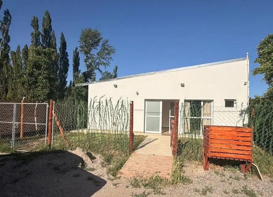 Casa en Venta-Plottier 3
