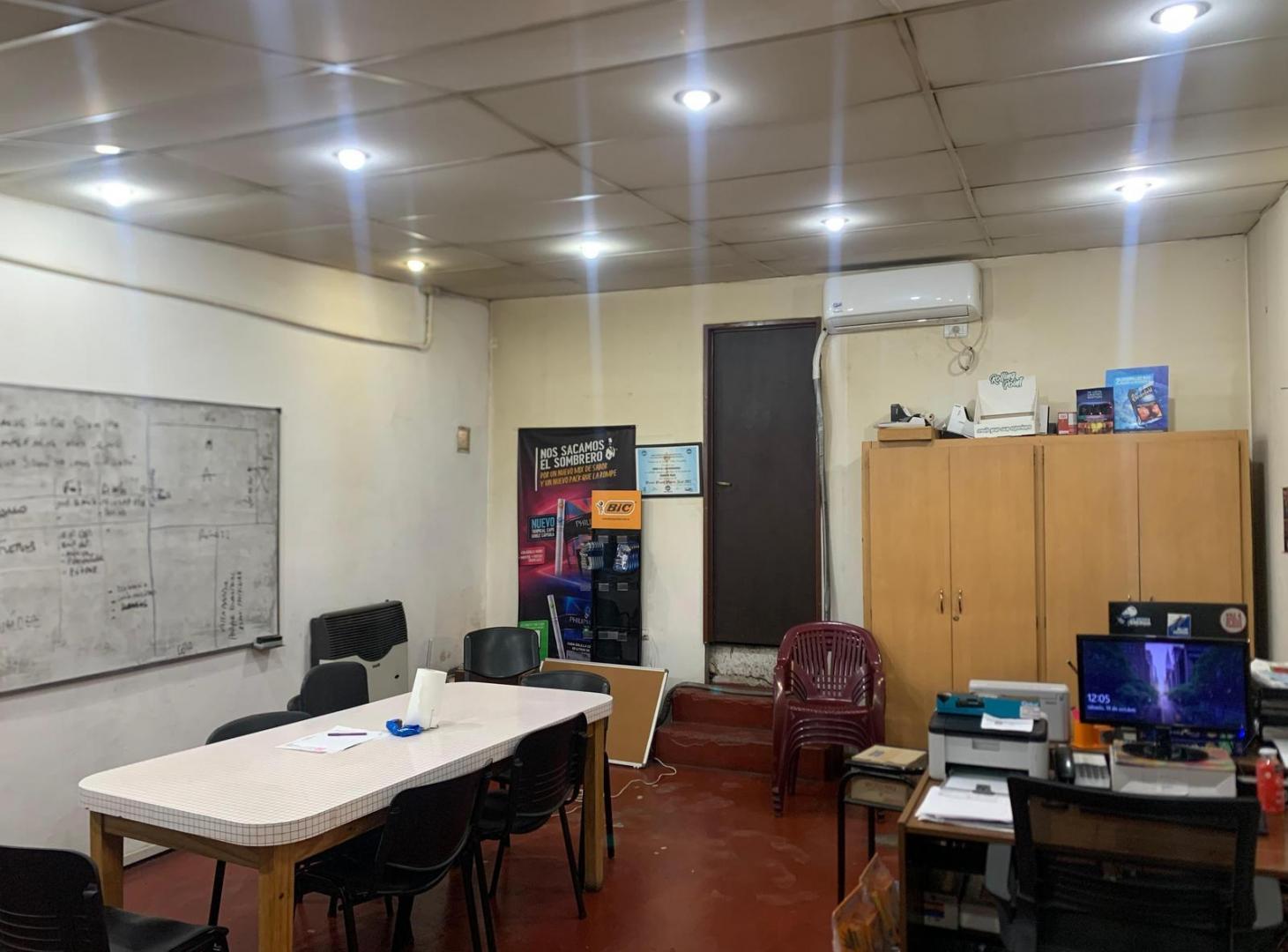 Foto de LOCAL COMERCIAL EN VENTA/ALQUILER SOBRE CALLE LAINEZ, imagen 5