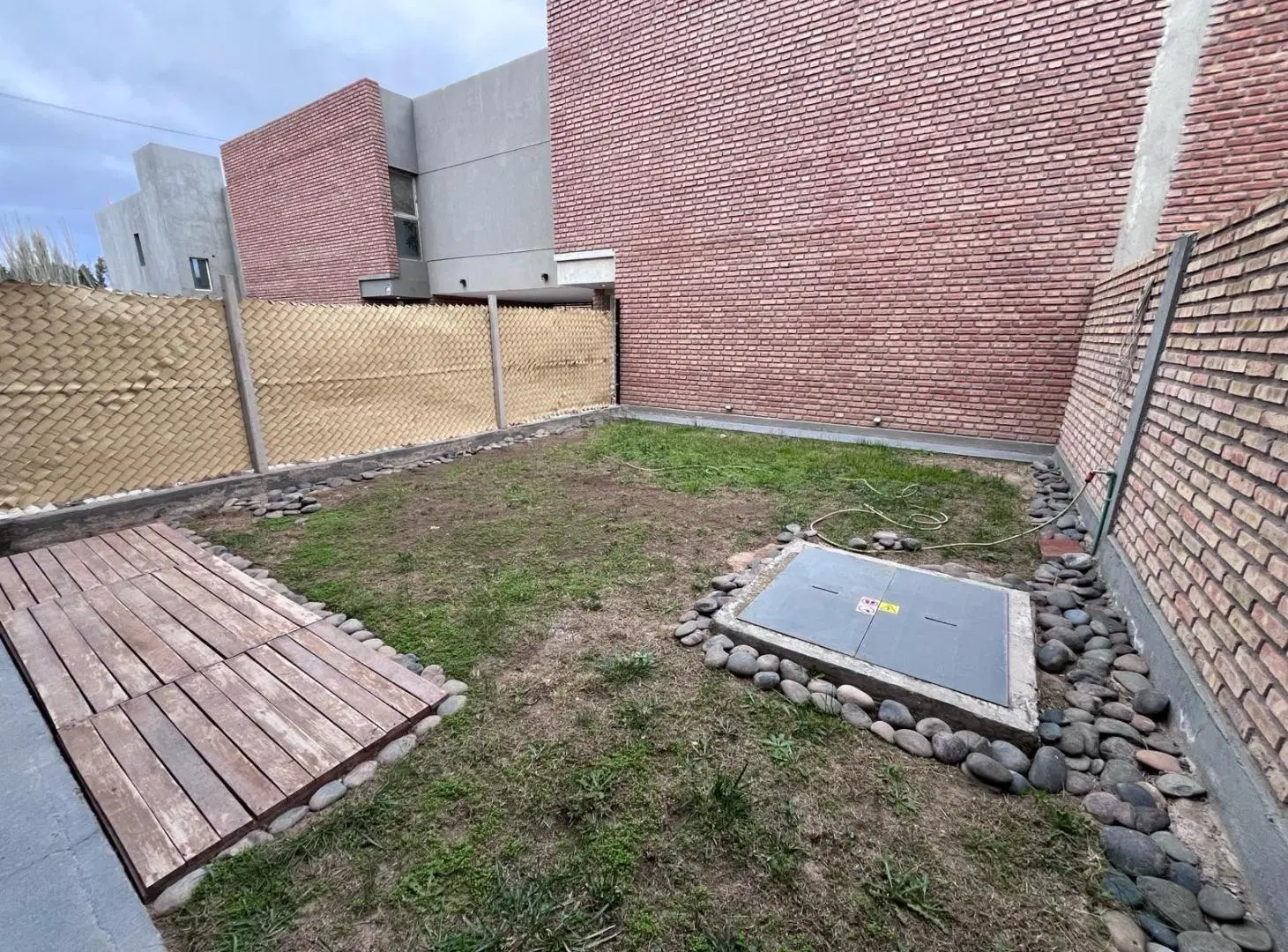 PH en alquiler , confluencia urbana Neuquén capital 8