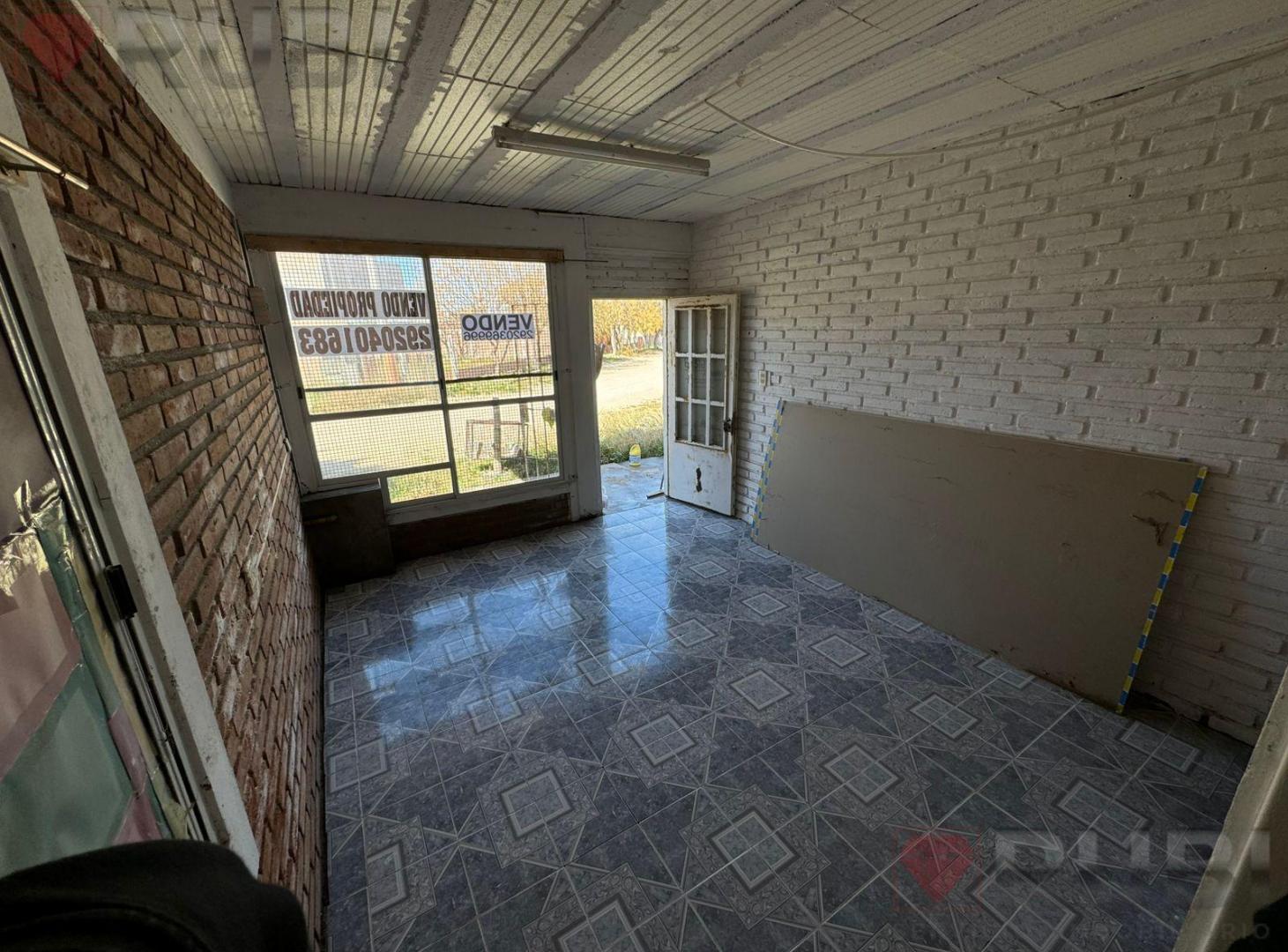 Foto de CASA CON LOCAL COMERCIAL EN VENTA - SIERRA GRANDE, imagen 2