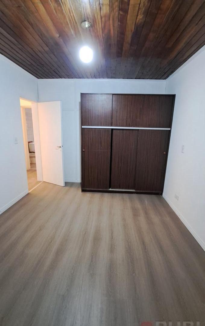 Foto de CASA + DEPARTAMENTO DE 3 DOMITORIAS BOUQUET ROLDAN, imagen 2
