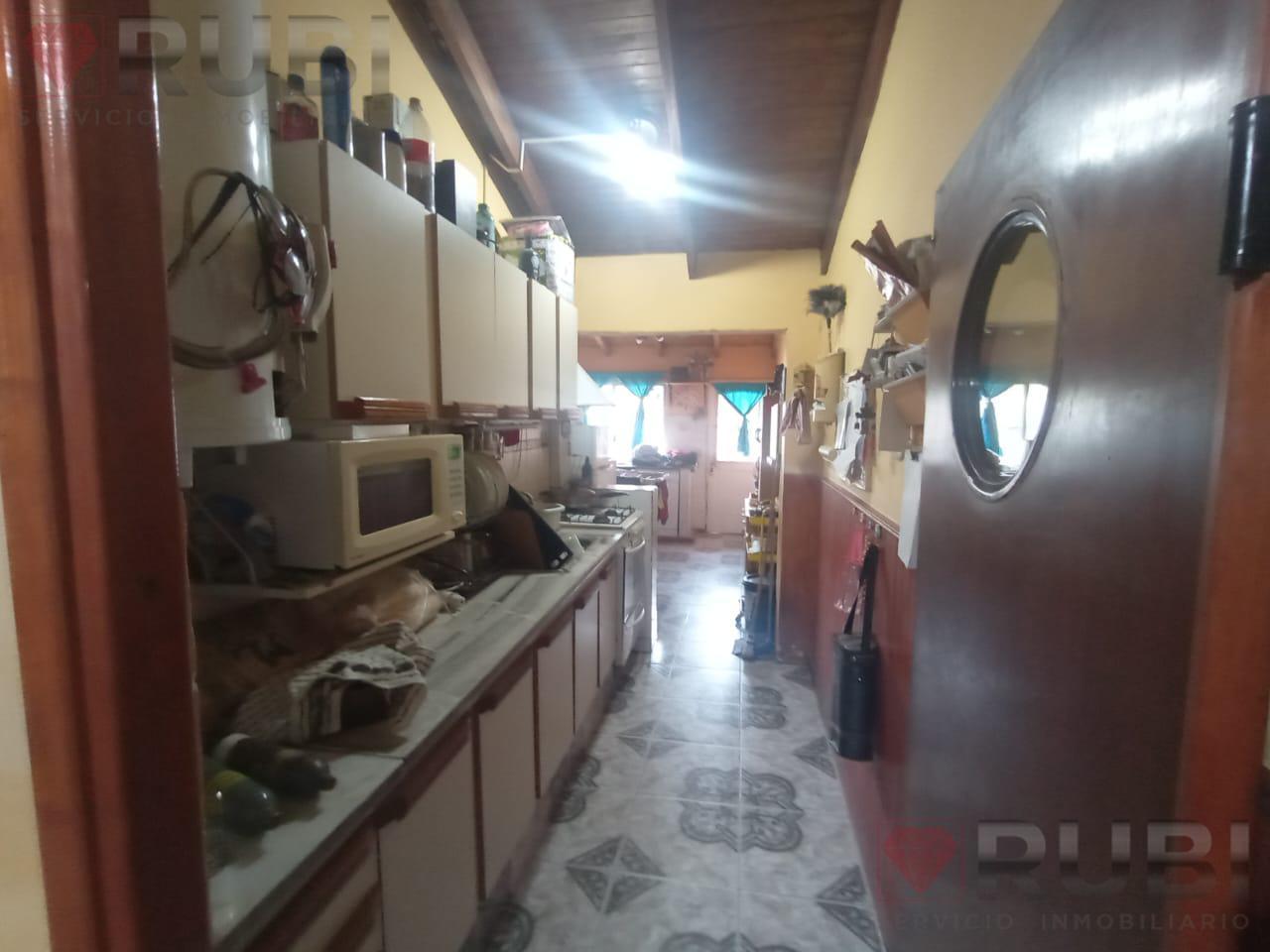 Foto de CASA EN VENTA - BARRIO 54 VIVIENDAS - PLOTTIER, imagen 5