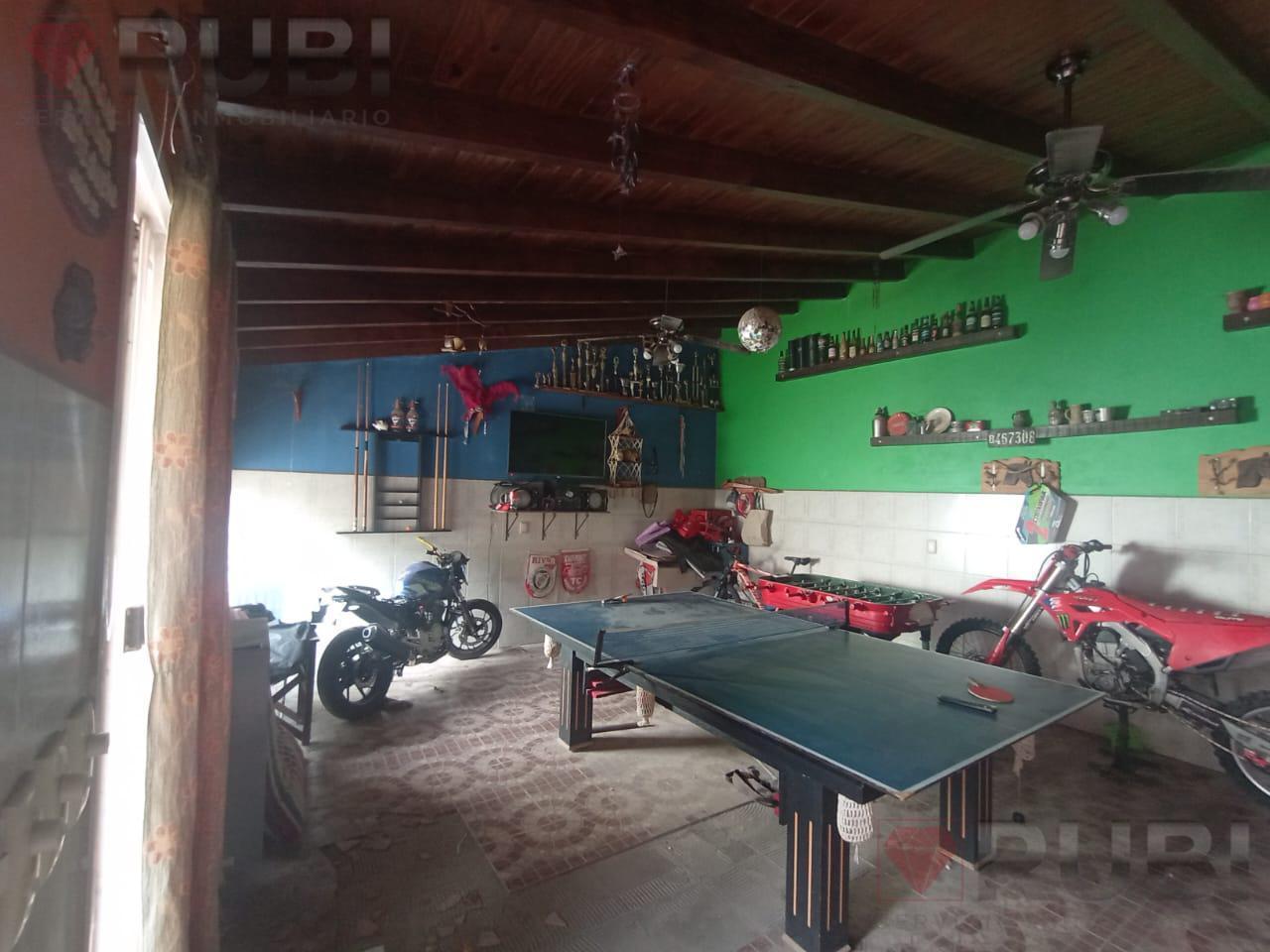 Foto de CASA EN VENTA - BARRIO 54 VIVIENDAS - PLOTTIER, imagen 1
