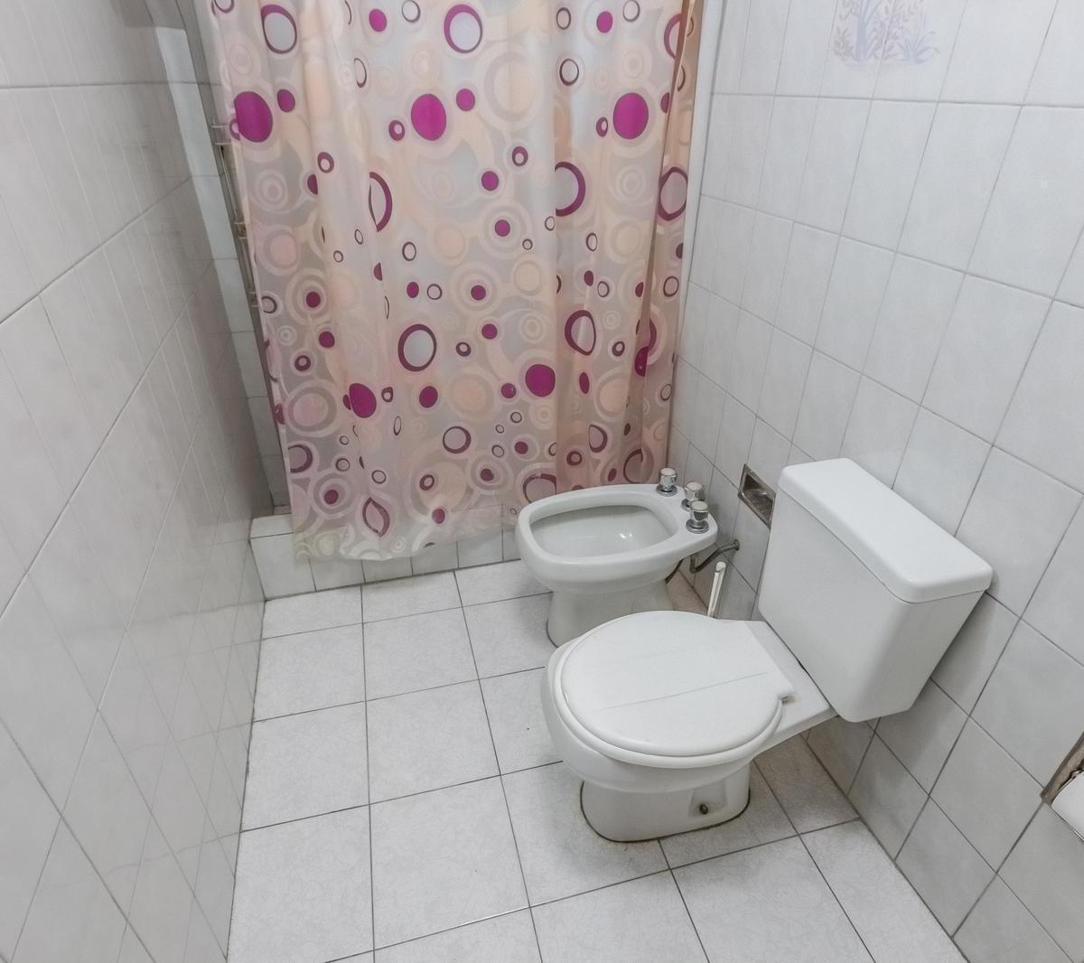 Venta Casa 6 Amb con Jardín Villa Luro 3