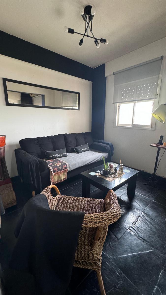 Venta Departamento 4 Ambientes. Zona Mataderos 4