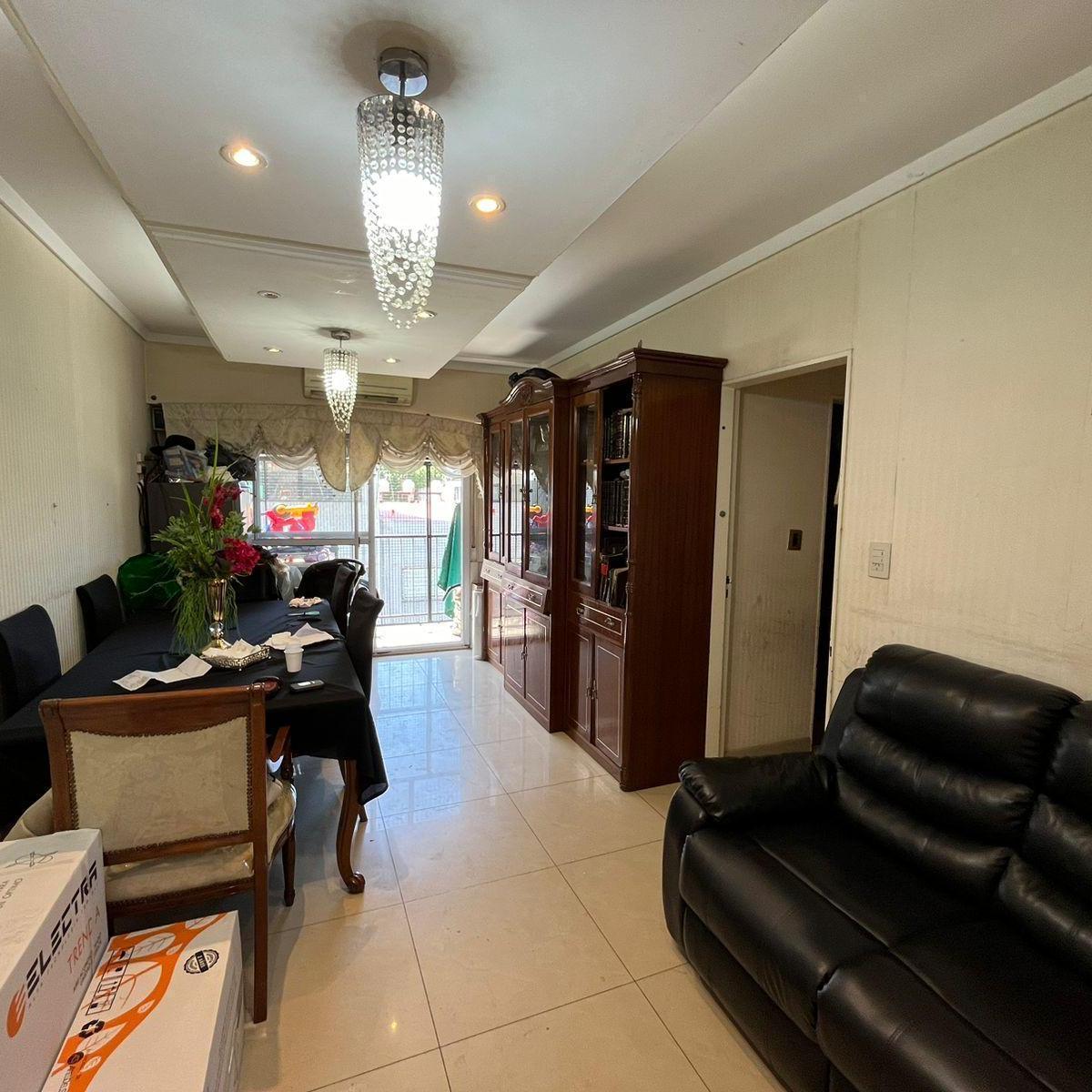 Venta de Departamento 3 Ambientes con Balcón en Floresta 2