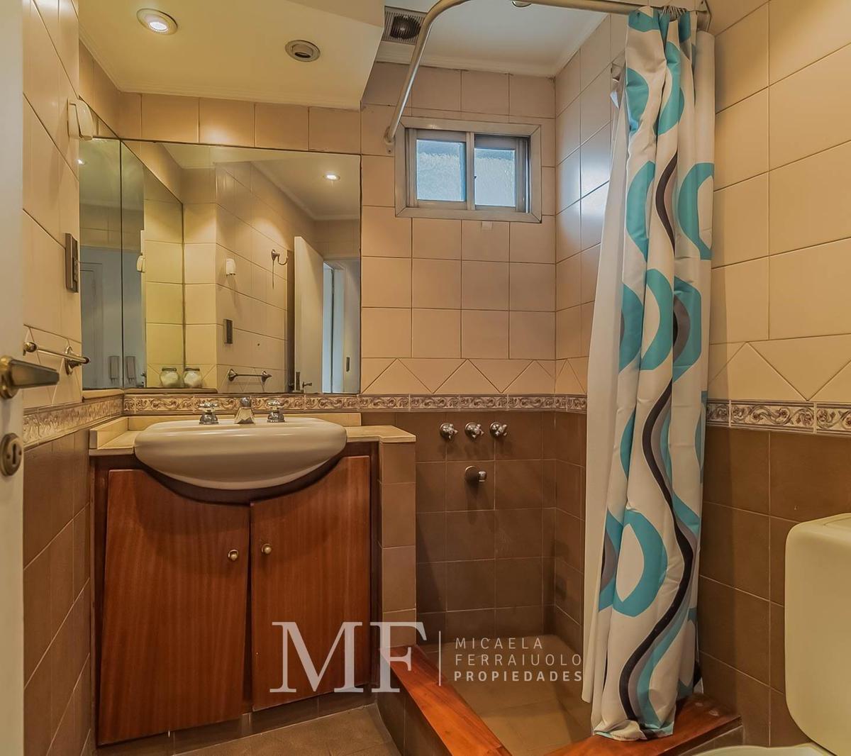 PH en Venta - 5 Ambientes en Liniers 2