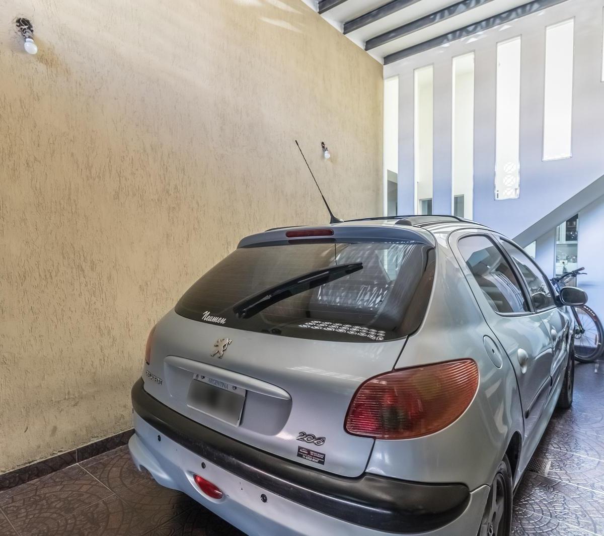Venta de Casa 4 Ambientes en Mataderos | Apto Crédito 5