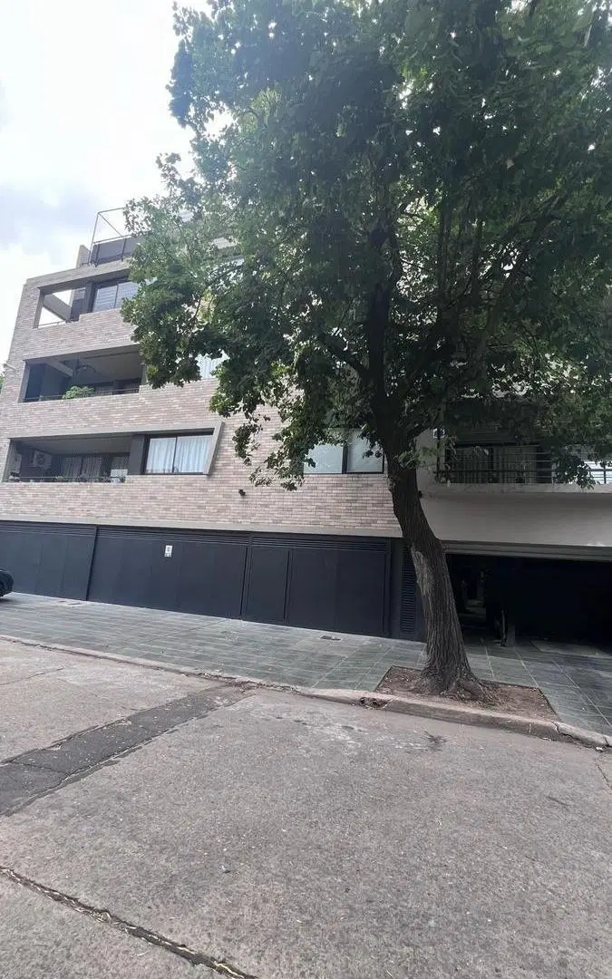 Cochera cubierta en venta en Villa Luro 4