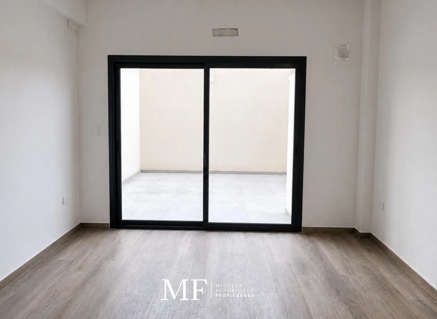Departamento 2amb con patio a estrenar - Liniers 4