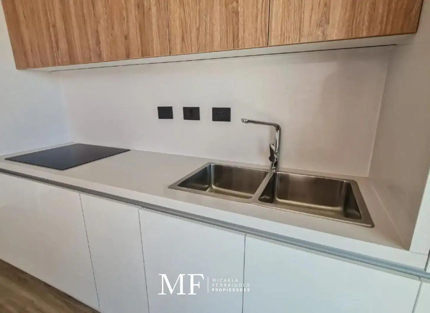 Venta Semipiso 4 ambientes con balcón aterrazado Liniers 2