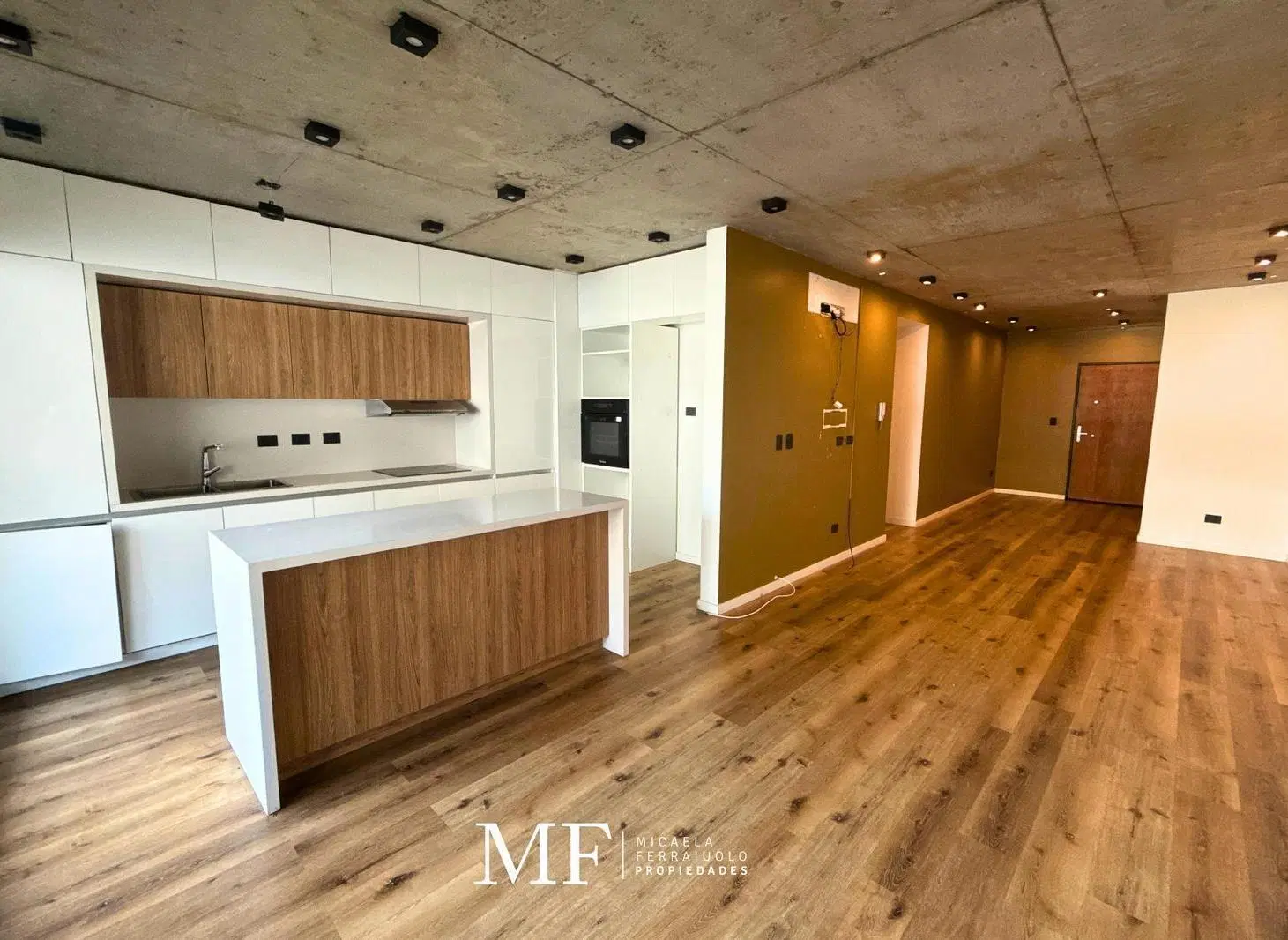 Venta Semipiso 4 ambientes Liniers 3