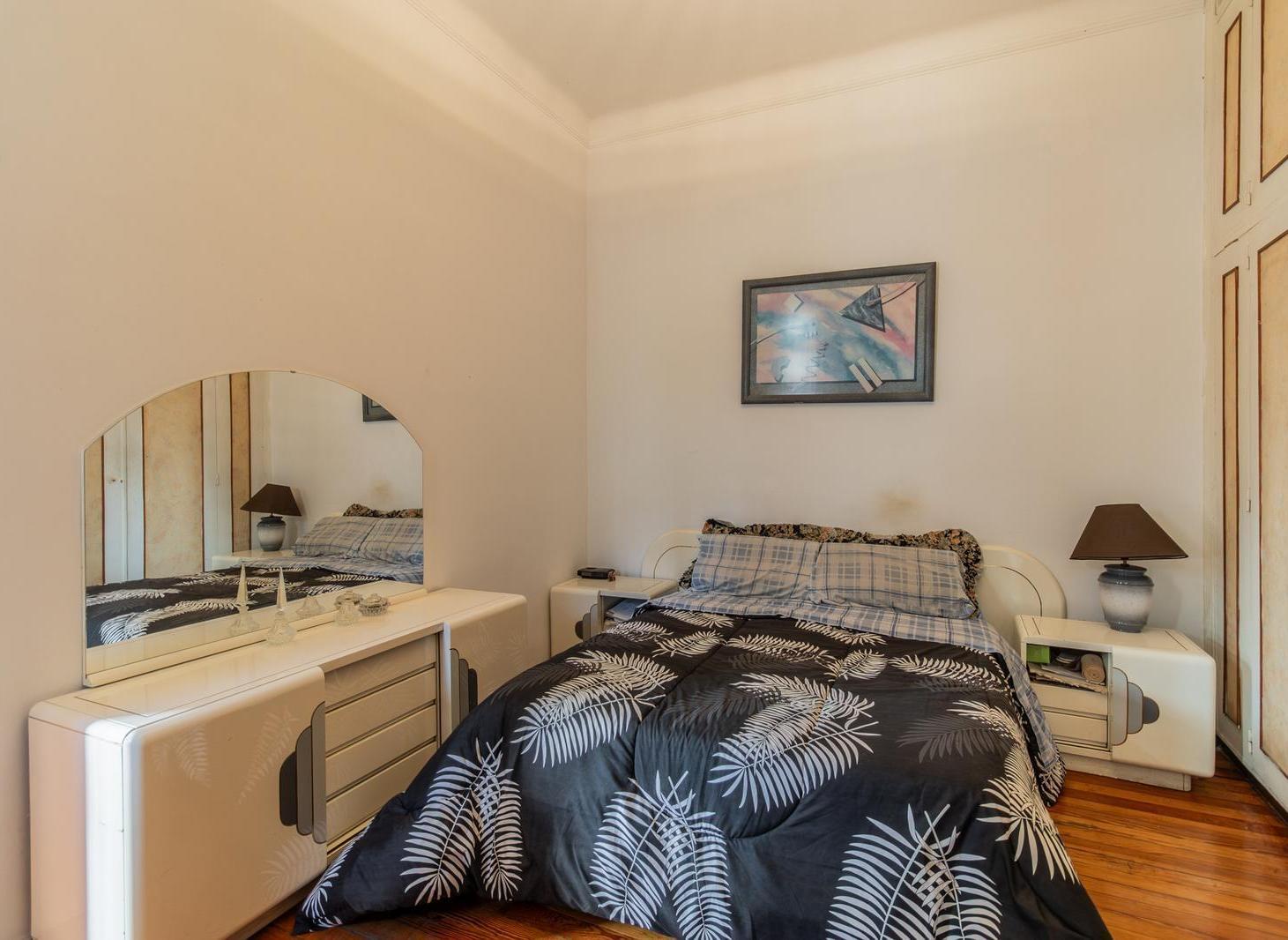 Foto de Venta PH 5 ambientes en Villa Luro, imagen 2