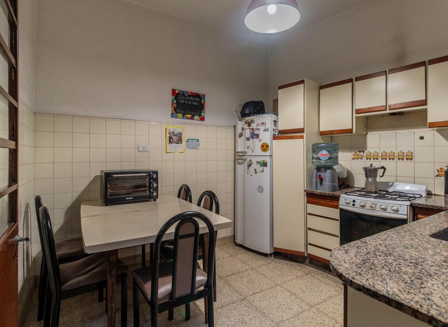 Foto de Venta Casa 5 ambientes en Parque Avellaneda, imagen 3