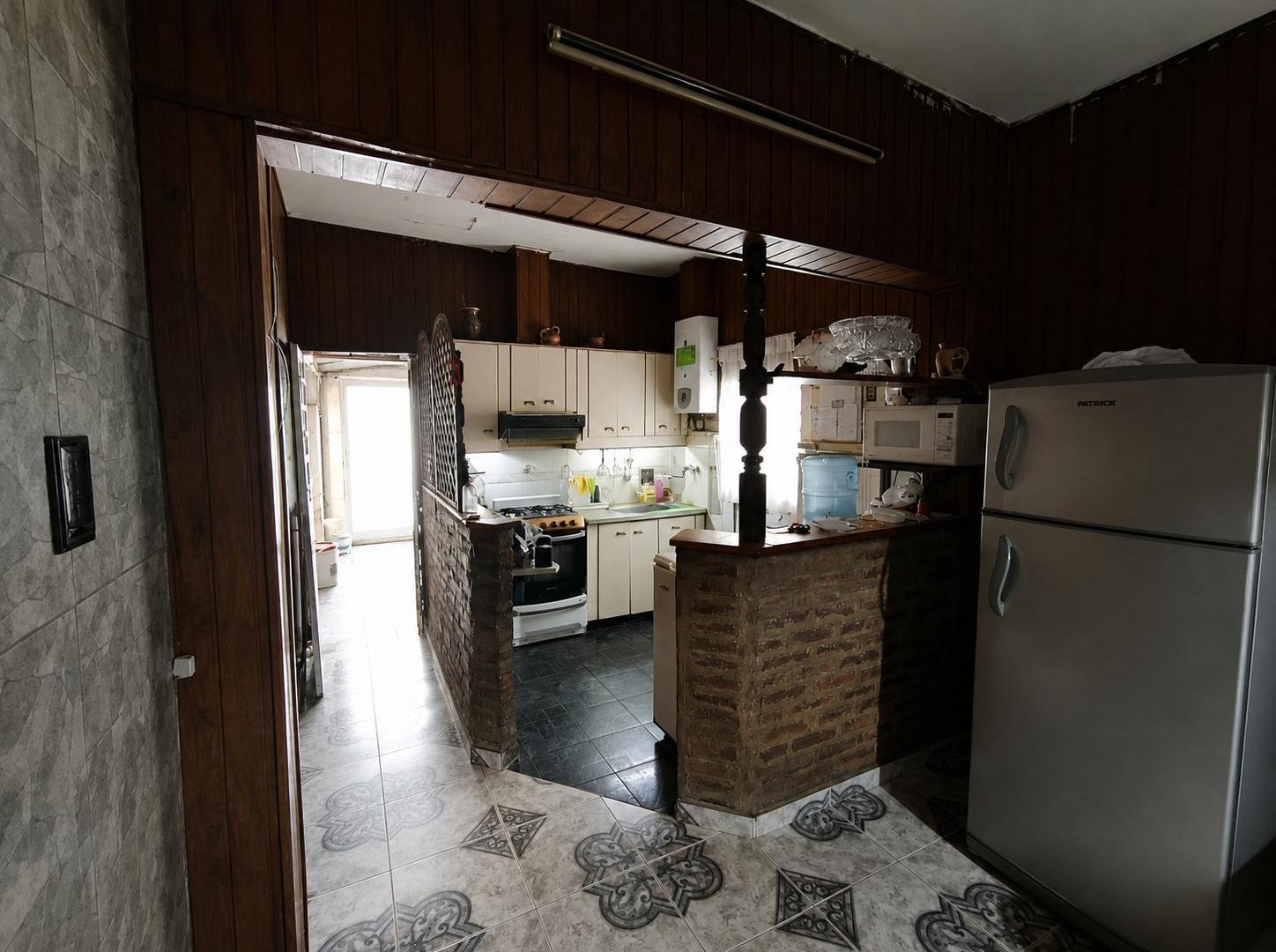 Foto de VENTA Vivienda Multifamiliar Casa Montiel 2300 Mataderos, imagen 3