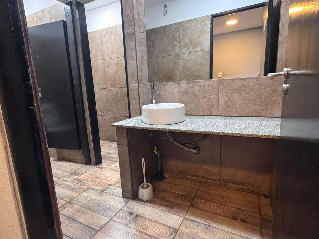 Foto de Local Comercial en Villa Luro, imagen 4