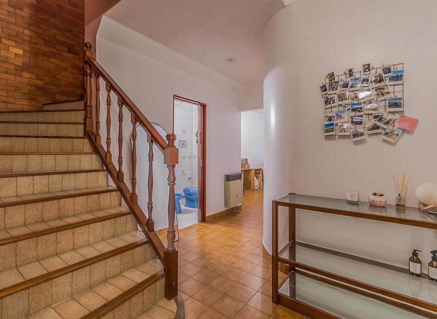 Foto de VENTA PH Duplex 3 Ambientes con Garaje y Patio con Parrilla, imagen 3