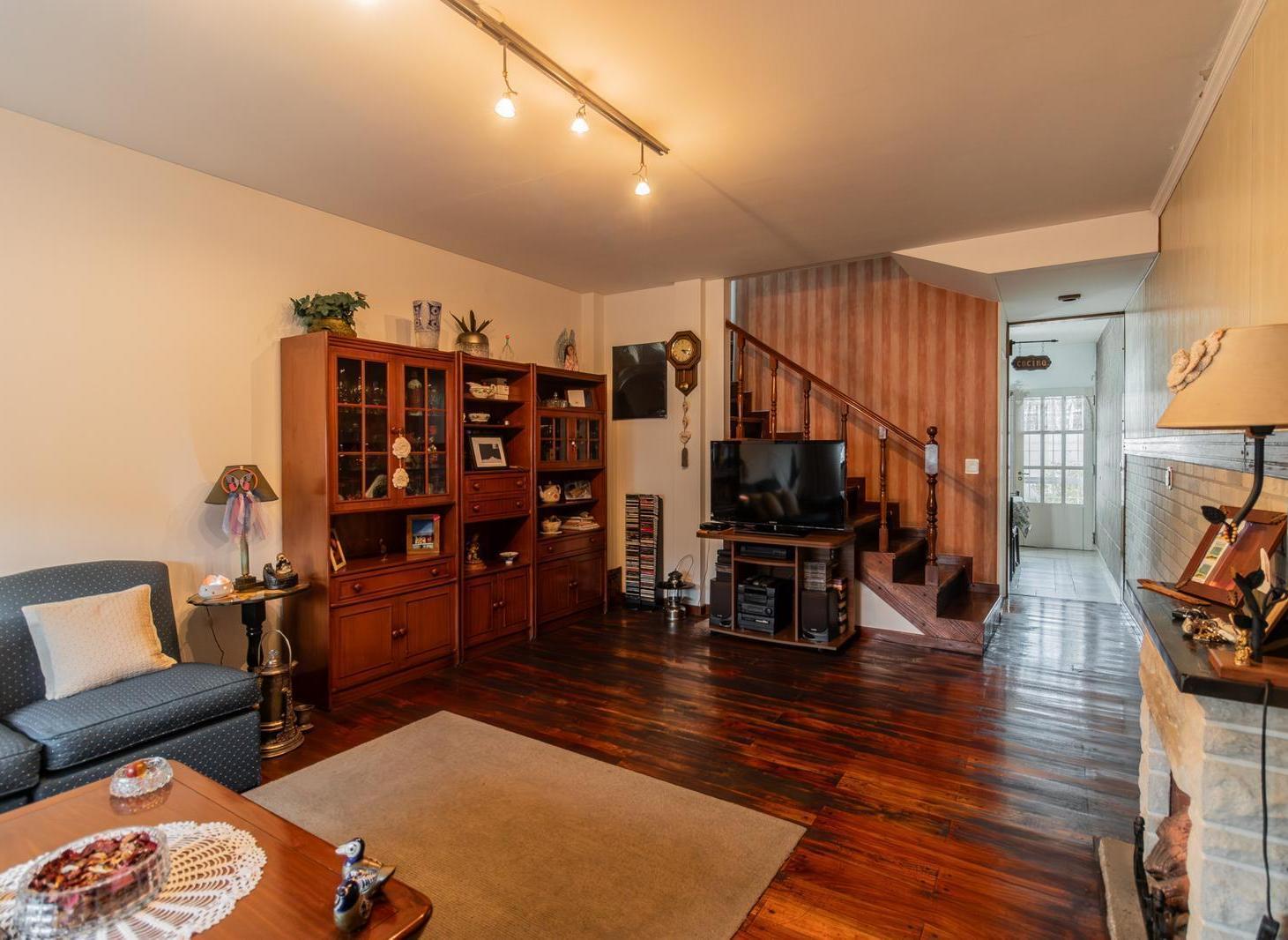 Foto de Ph Duplex de 5 ambientes con cochera Parque Avellaneda, imagen 3
