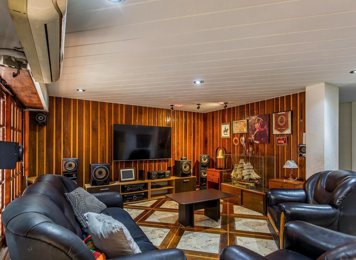 Foto de Venta Casa 4 ambientes con cochera en Villa Lugano, imagen 5